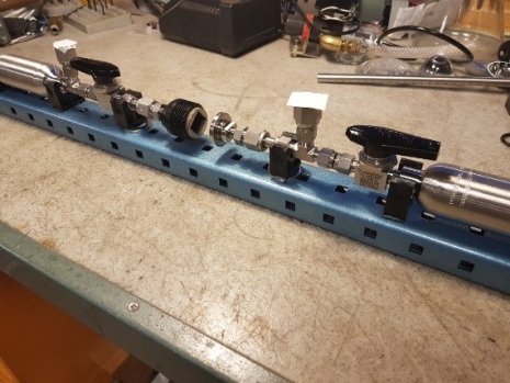 Designing and manufacturing a sample cell system for testing of filters Designing and manufacturing a sample cell system for testing of filters